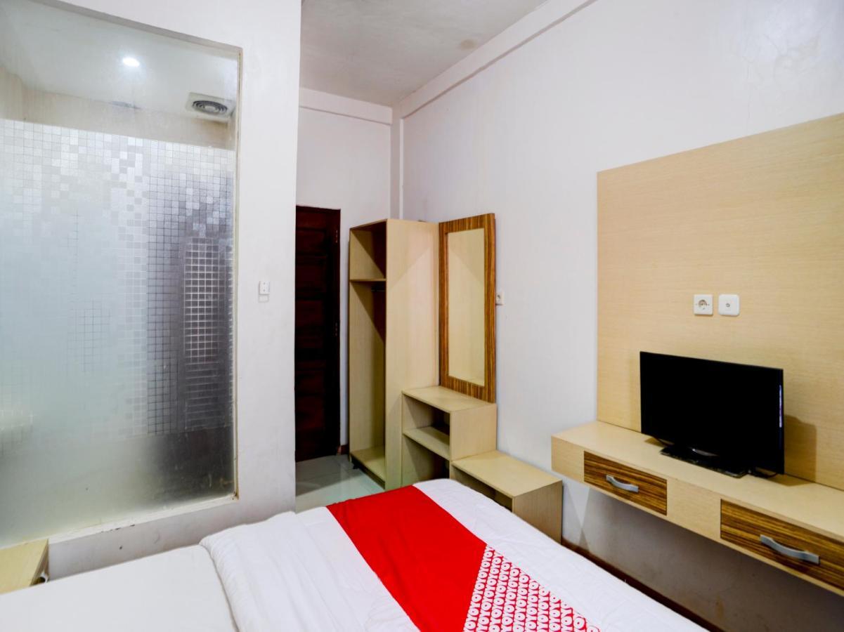 Oyo 90263 Hotel Diva Golf Bengkulu Eksteriør billede
