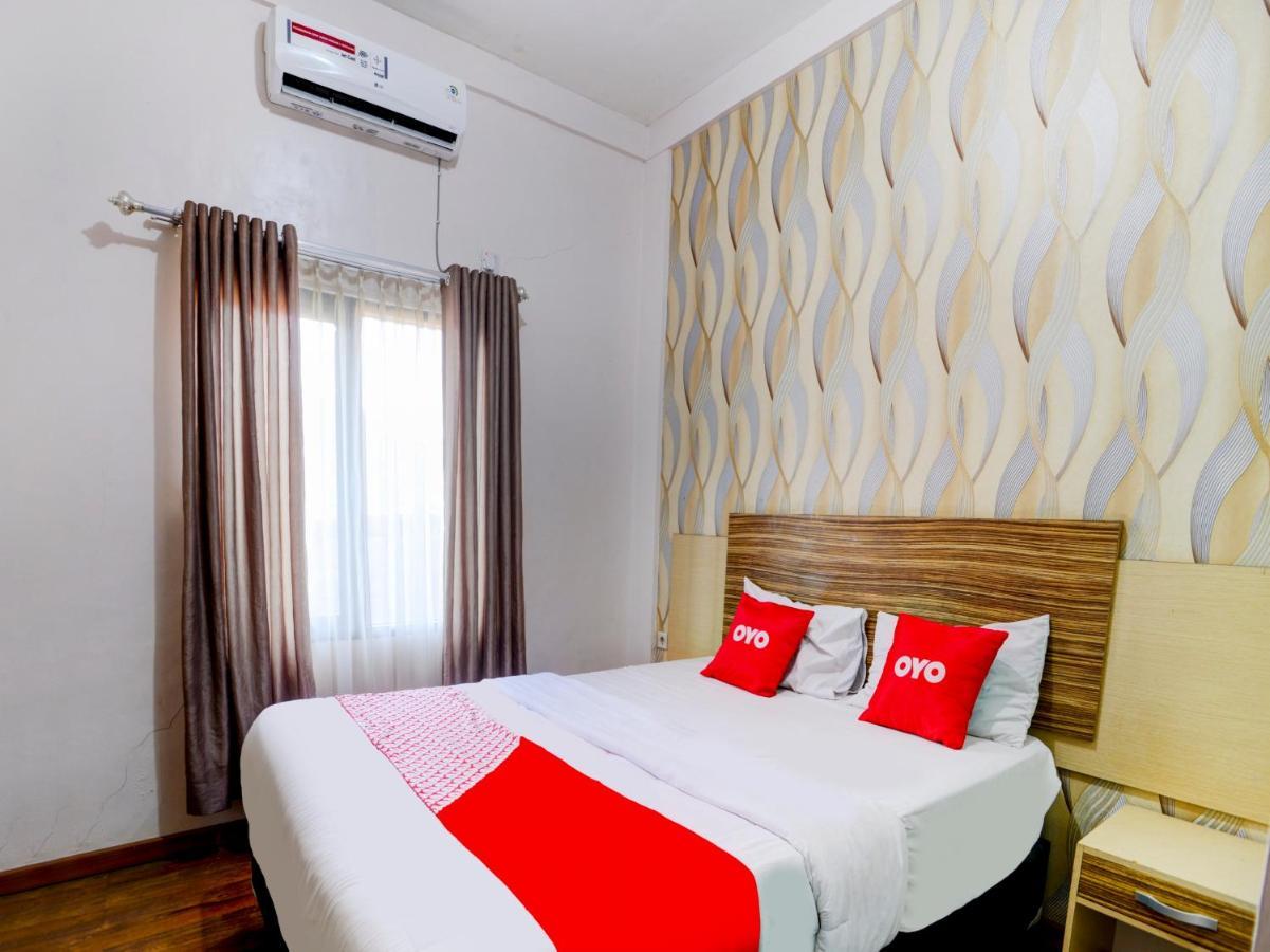 Oyo 90263 Hotel Diva Golf Bengkulu Eksteriør billede